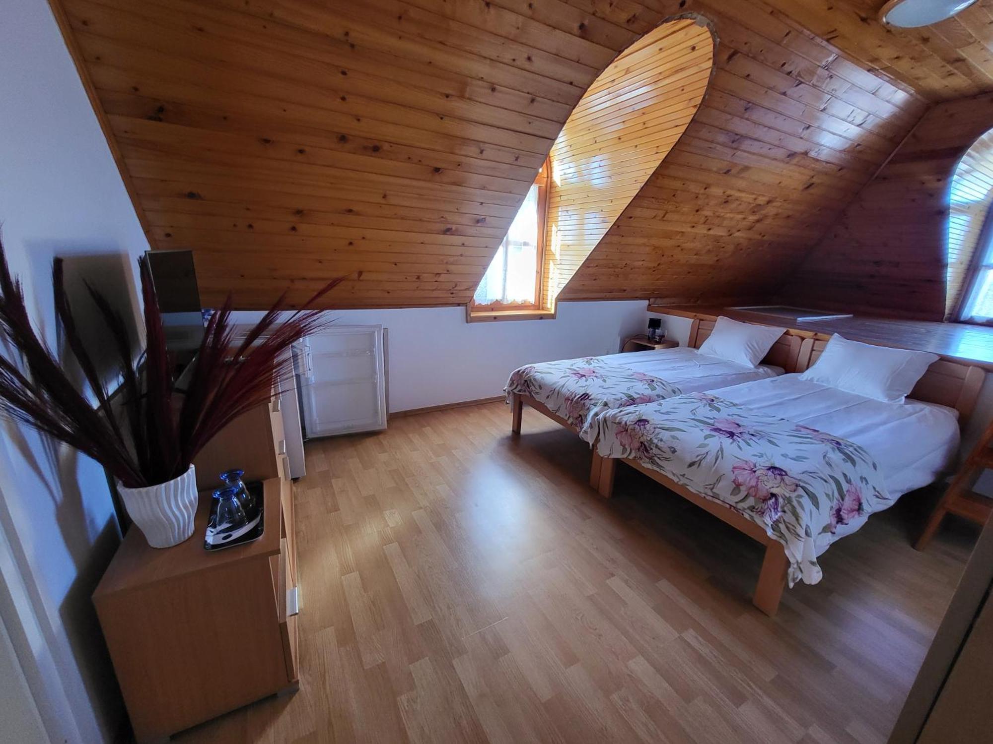 Bella Villa Apartmanhaz Zamardi Bagian luar foto